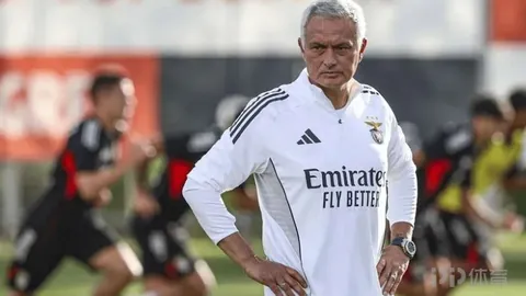 孙龙访谈坦诚：韩队无犯规恐难胜？李文龙现场情绪爆发！