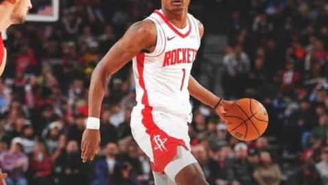 火箭击败太阳，格林第三节狂砍33分，阿门准三双，狄龙被驱逐，KD受伤离场